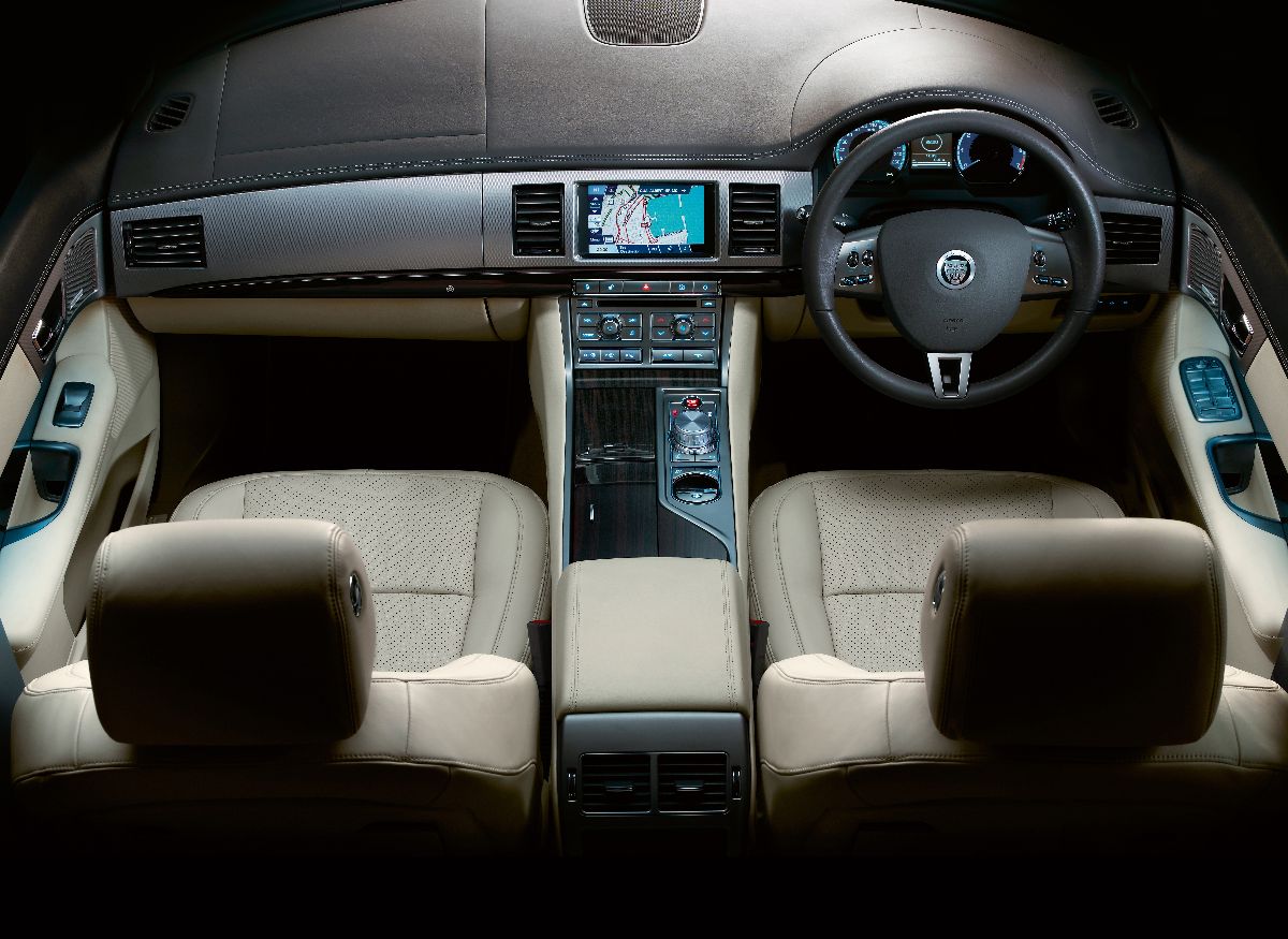 www.SACarFan.co.za Jaguar XF