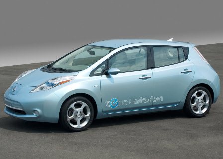 2011-nissan-leaf (1)