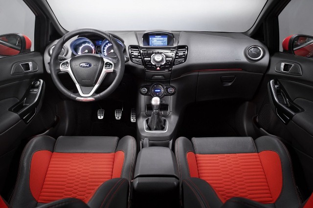 2012-ford-fiesta-st (8)