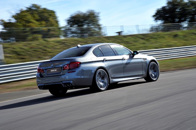 2012 BMW M5 Sedan