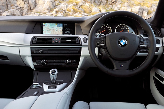 2012 BMW M5 Sedan