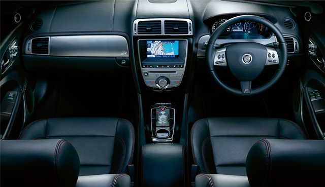 Jaguar XKR