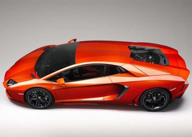 2012 Lamborghini Aventador LP700-4