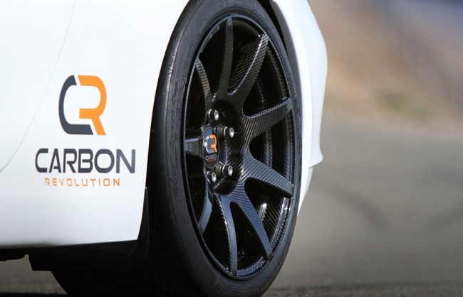Carbon Revolution CR9 Wheel