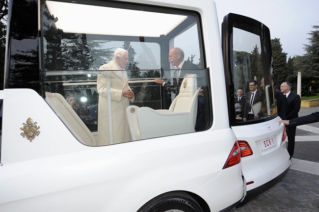 Mercedes-Benz Popemobile