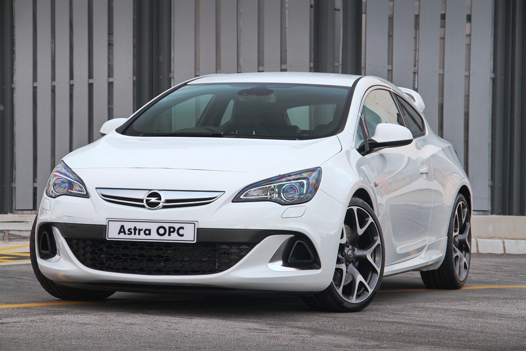 2012 Opel Astra GTC OPC