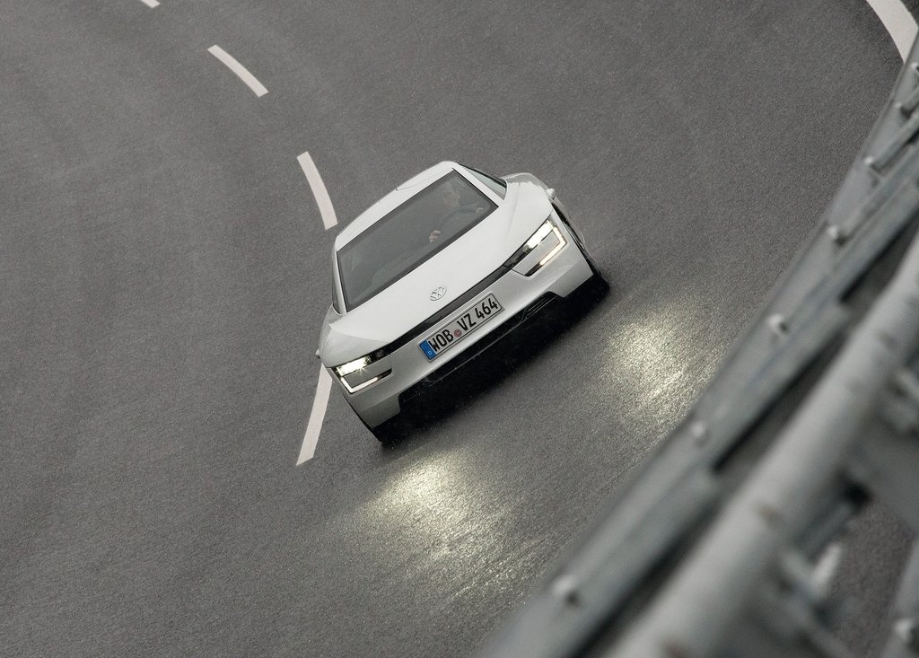 Volkswagen-XL1 (6)