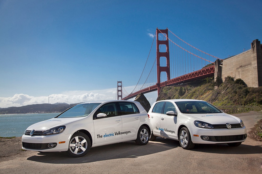 Volkswagen-e-Golf- (1)