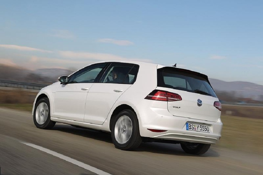 Volkswagen-e-Golf- (6)