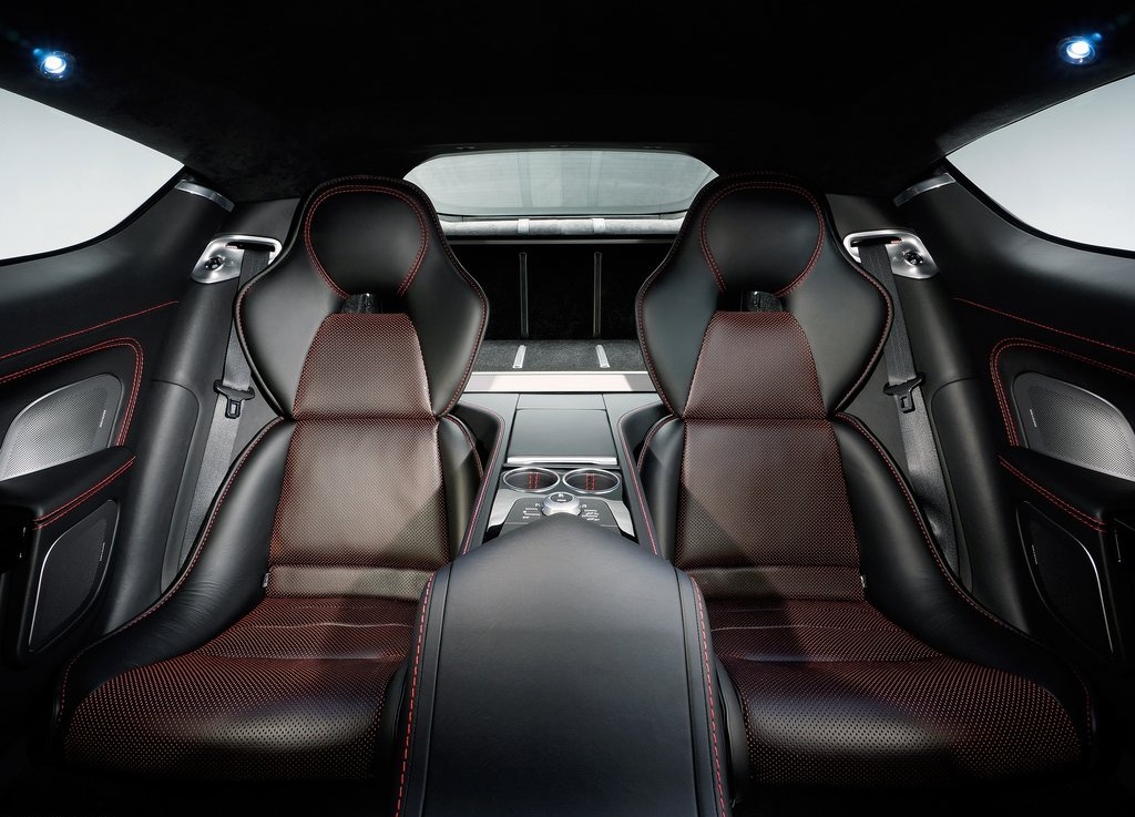 Aston-Martin-Rapide-S (4)