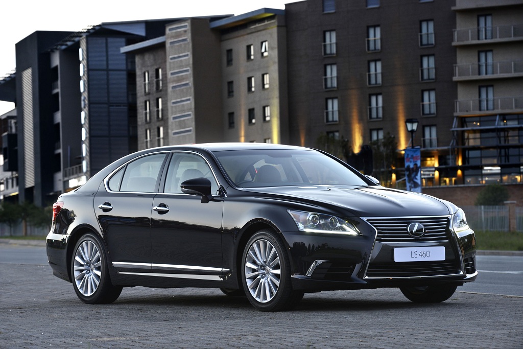 Lexus-LS460