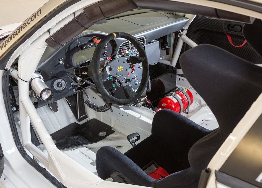 Porsche-911-GT3-R (2)