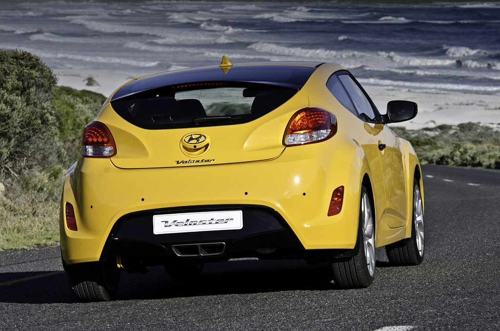 Hyundai-Veloster (2)