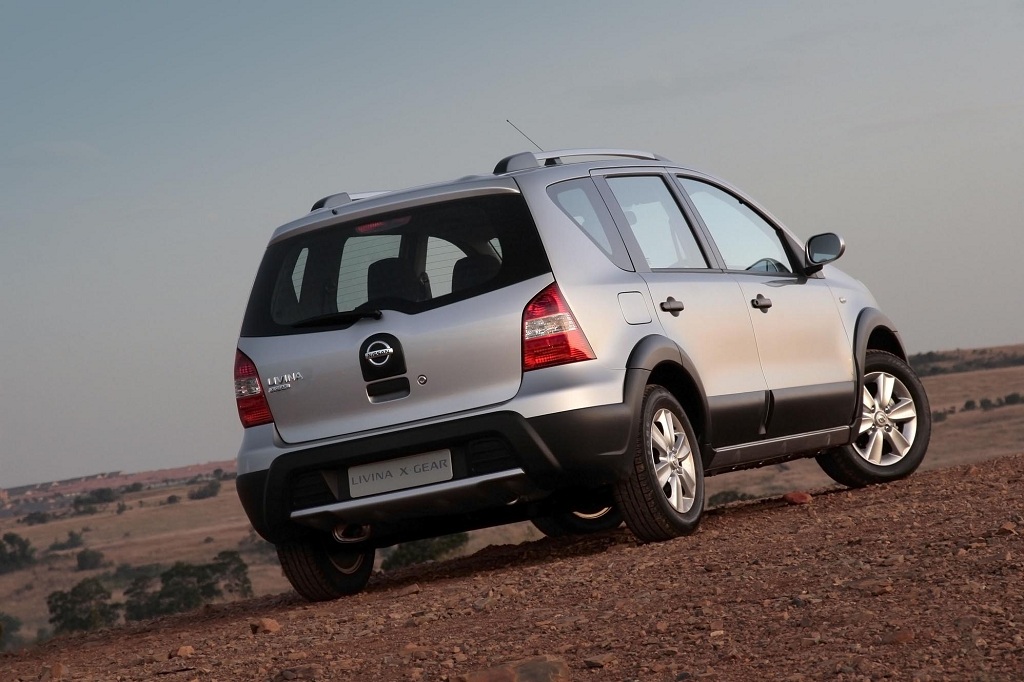 Nissan-Livina-XGear (1)