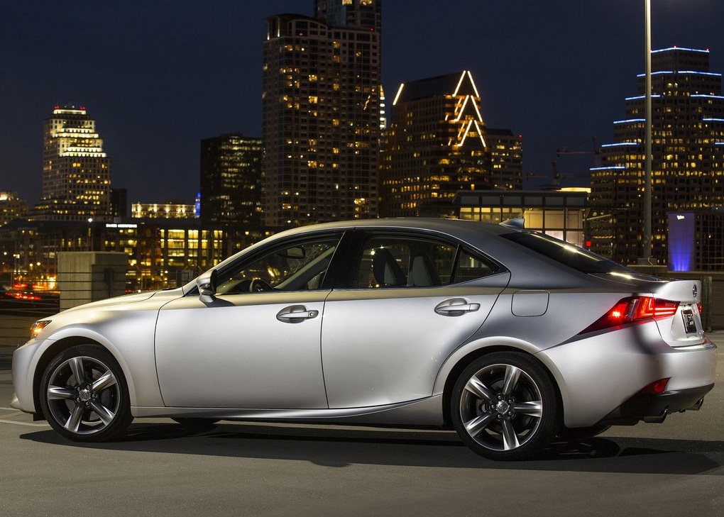 2013-Lexus-IS (5)