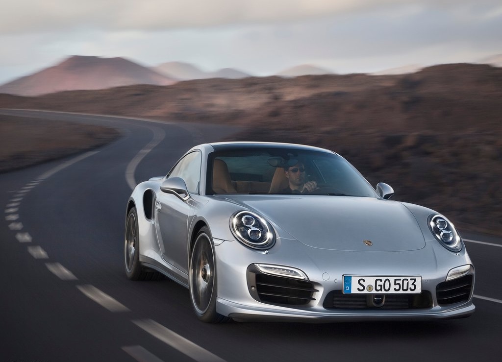 2013-Porsche-911-Turbo-S (6)