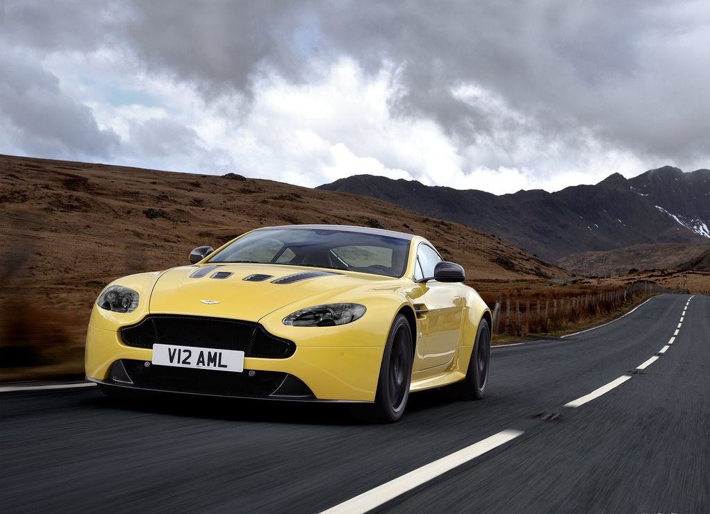 Aston-Martin-V12-Vantage-S (6)