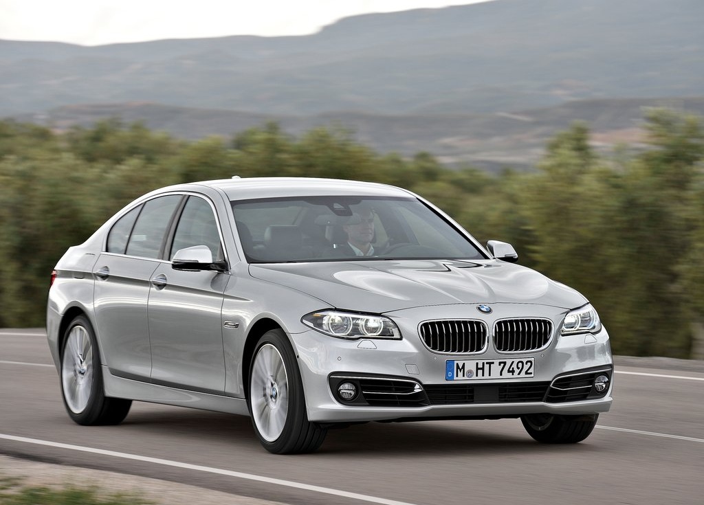 BMW-5-Series(7)
