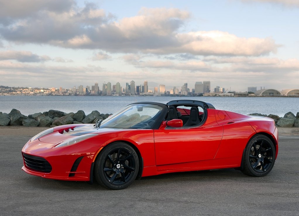 Chris-Porritt-Joins-Tesla (3)