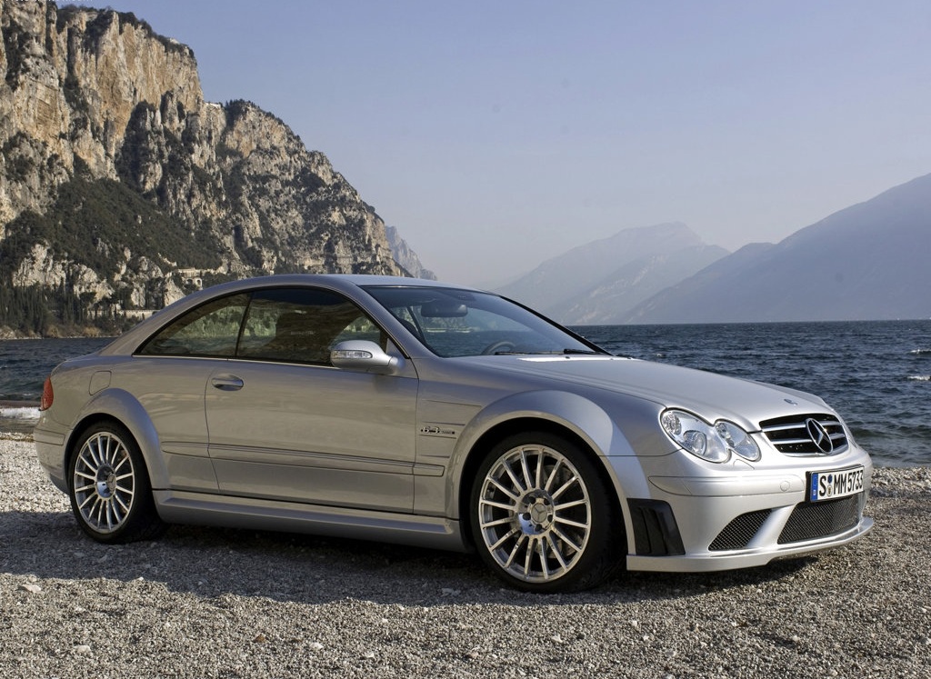Mercedes-Benz-CLK63-AMG-Black-Series (3)