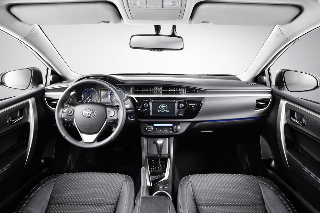 2013-Toyota-Corolla (3)