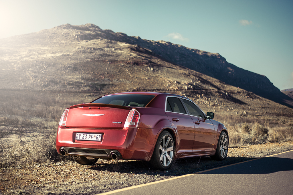 Chrysler-300C-SRT8 (6)