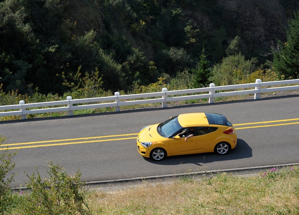 Hyundai-Veloster-GDI (4)