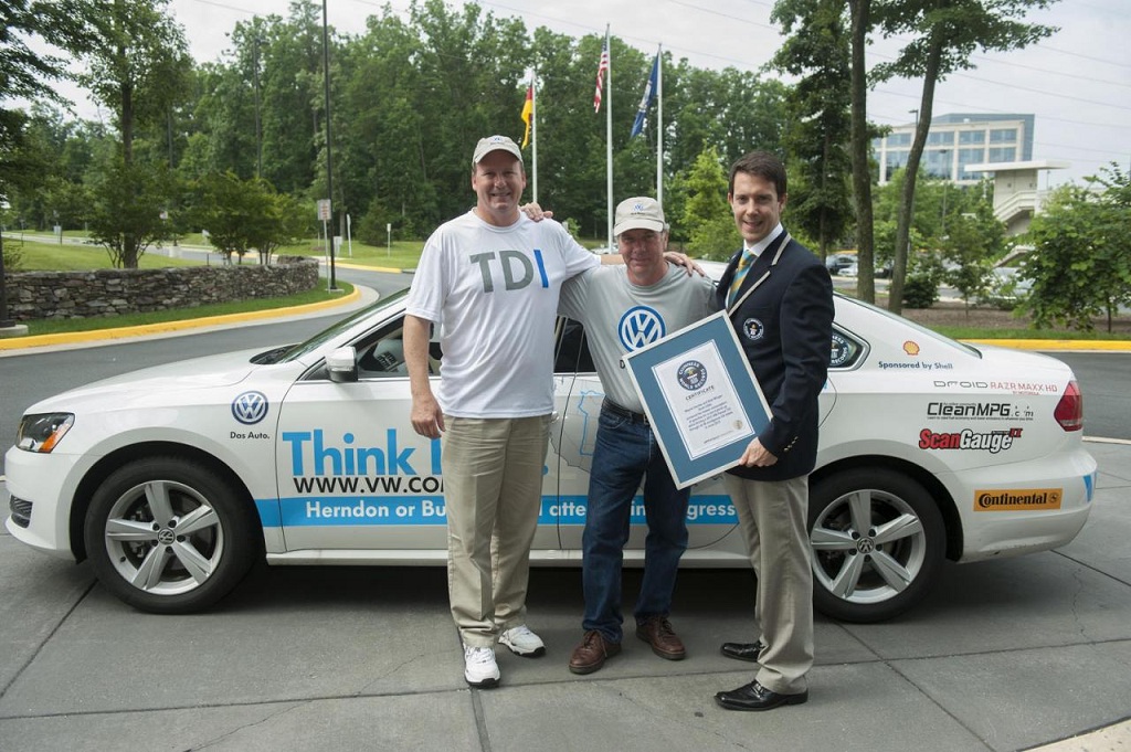VW-Passat-Economy-Record (1)