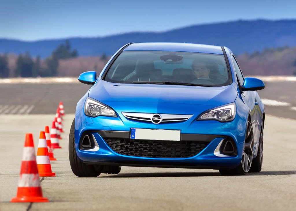 2013 Opel Astra OPC