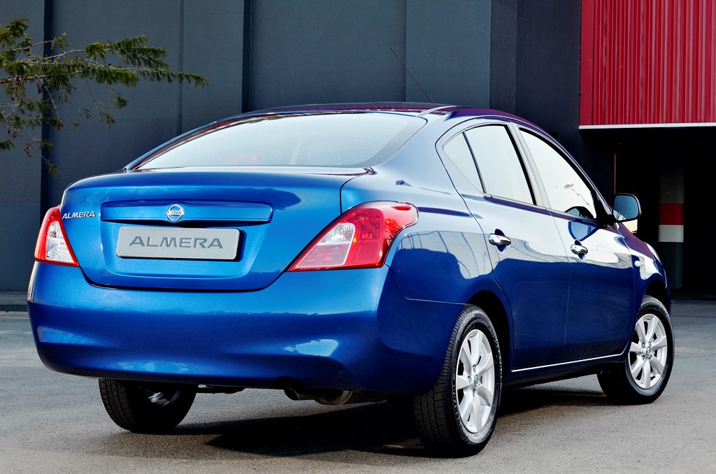 Nissan Almera