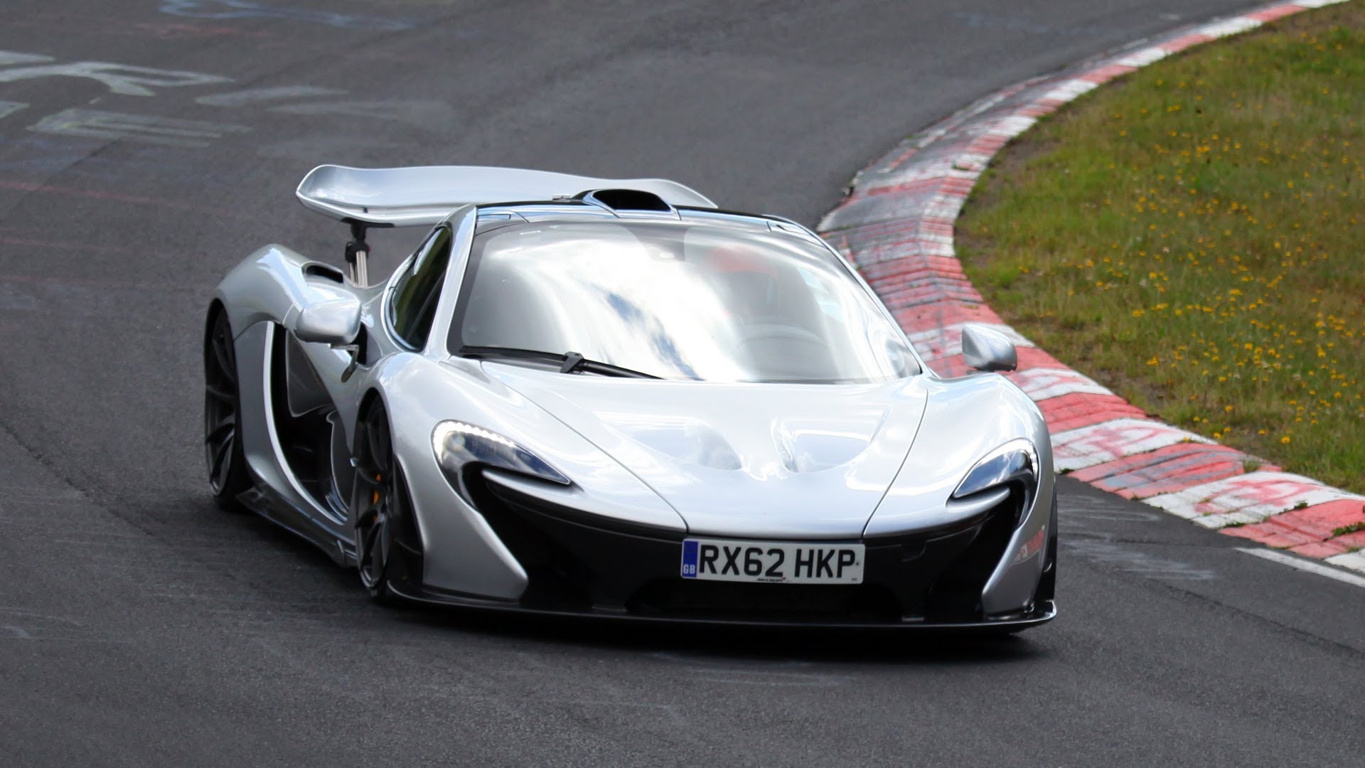 Video: McLaren P1 Testing At The Nurburgring
