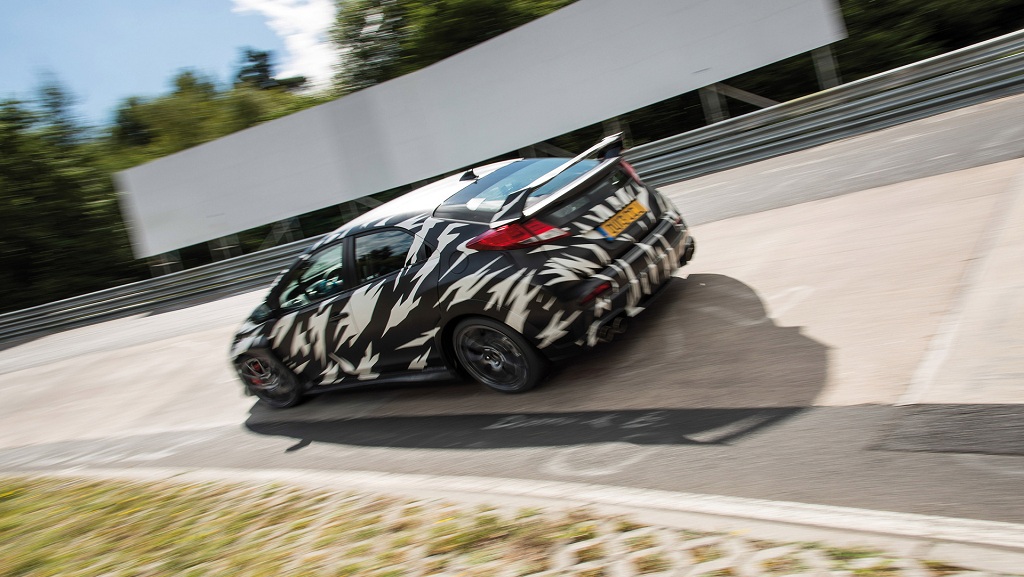 2015-Honda-Civic-Type-R-Turbo (3)