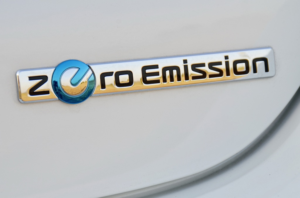 Nissan-Leaf-EV (3)