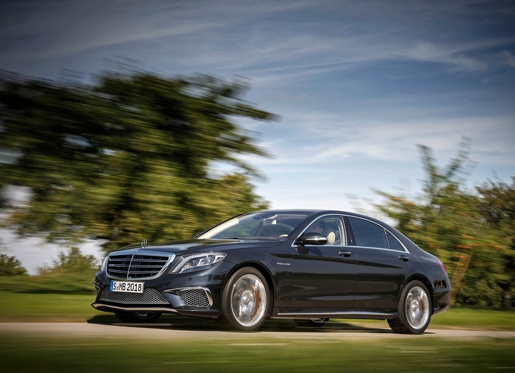 Mercedes-Benz-S65-AMG (1)