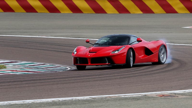 Ferrari_LaFerrari_Fiorano