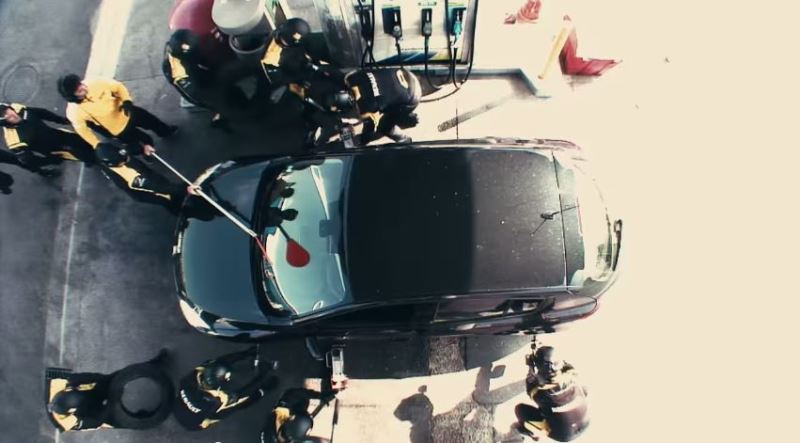 renault-pit-stop-prank