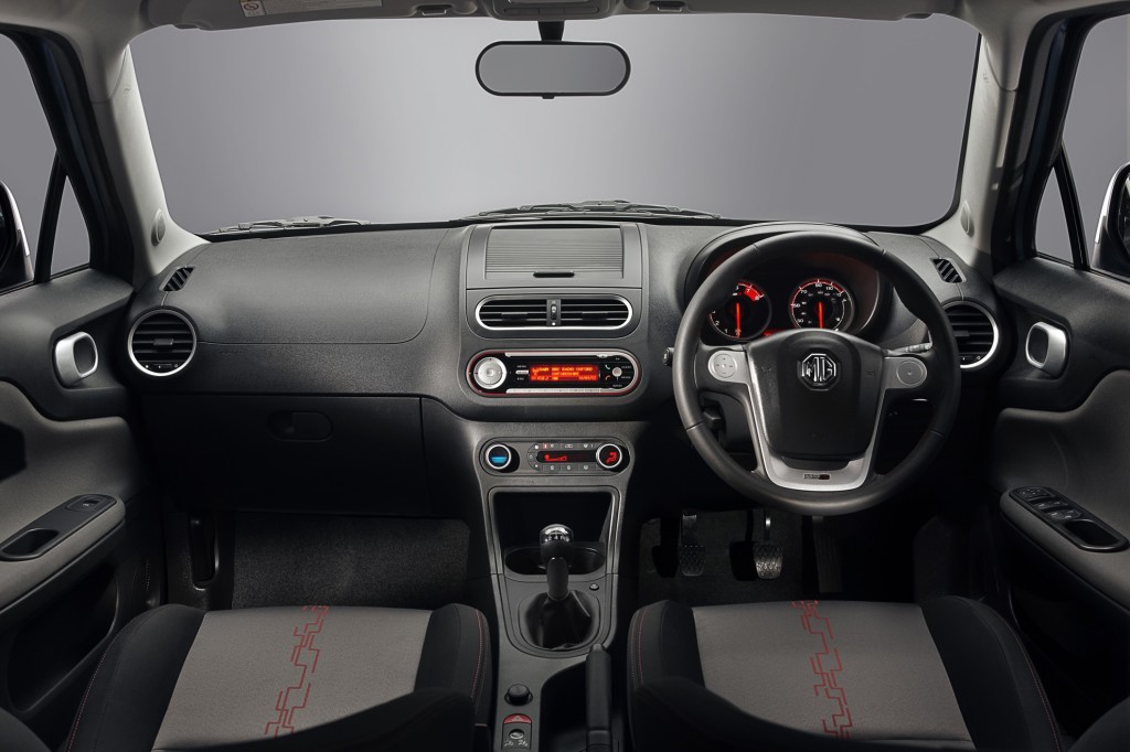 mg3-interior