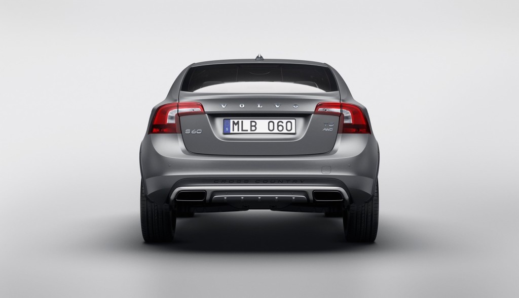 volvo-s60-cross-country-3_1800x1800-382566