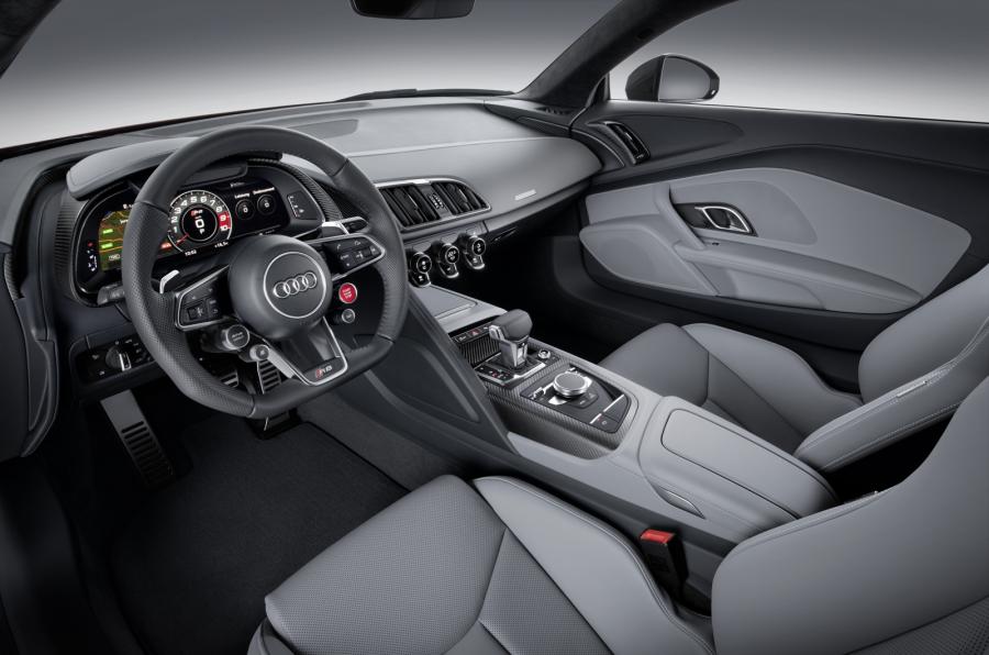Audi R8 (2)