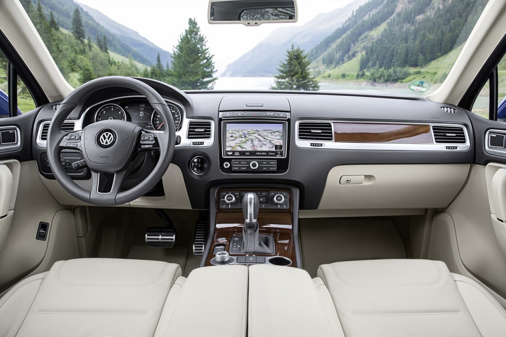 Road test of the Volkswagen Touareg 4.2 V8 in South Africa