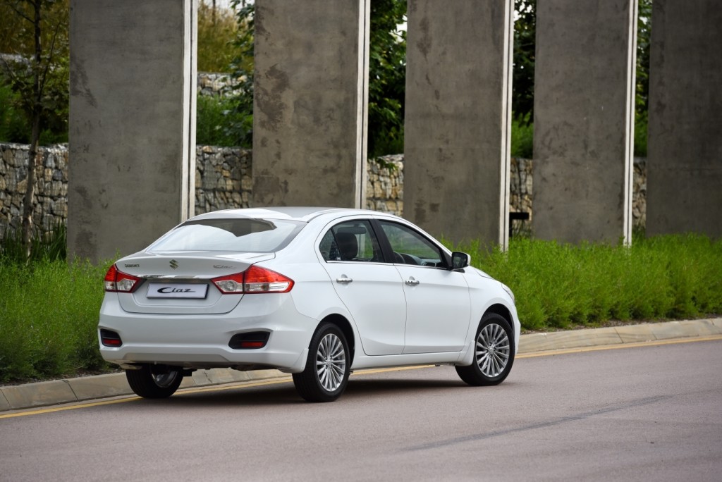 Suzuki Ciaz (2)