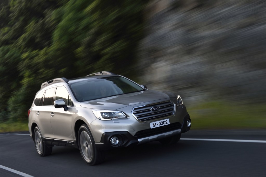Subaru Outback 3.6R-S driven in South Africa 2015