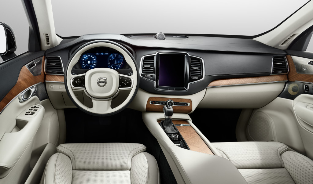 Volvo XC90 (7)