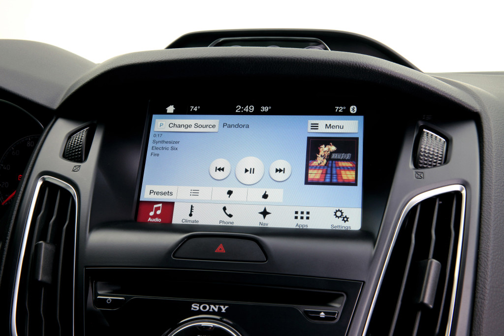 Ford's new SYNC 3 makes debut in 2016
