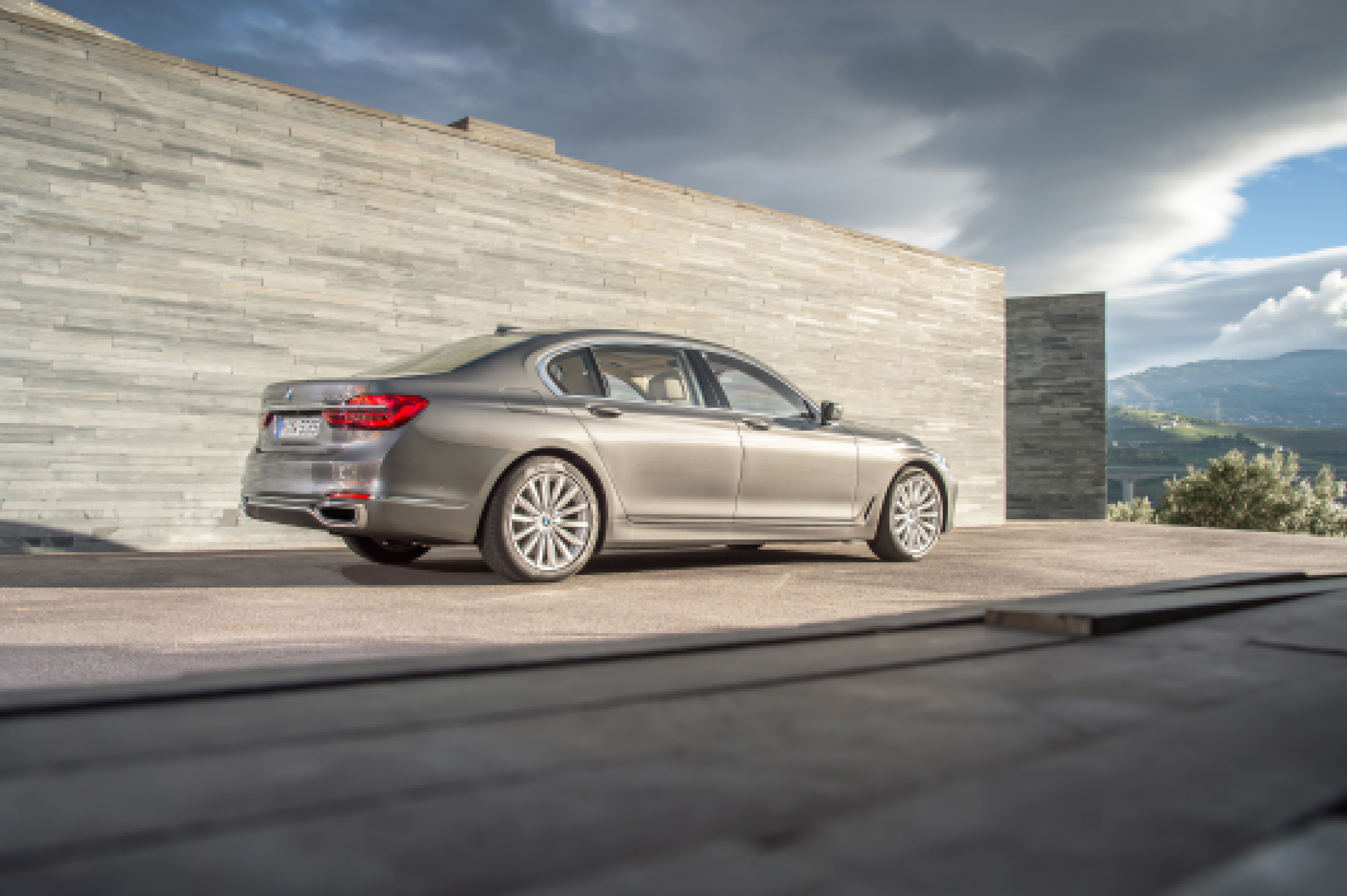 BMW 7 Series (3)