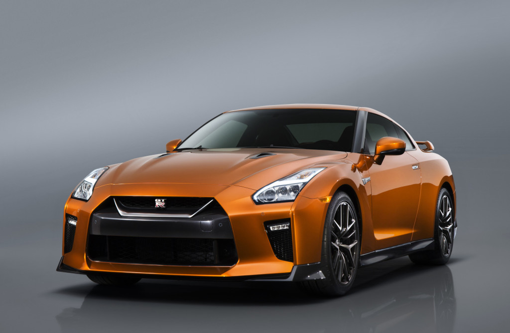 New Nissan GT-R (1)