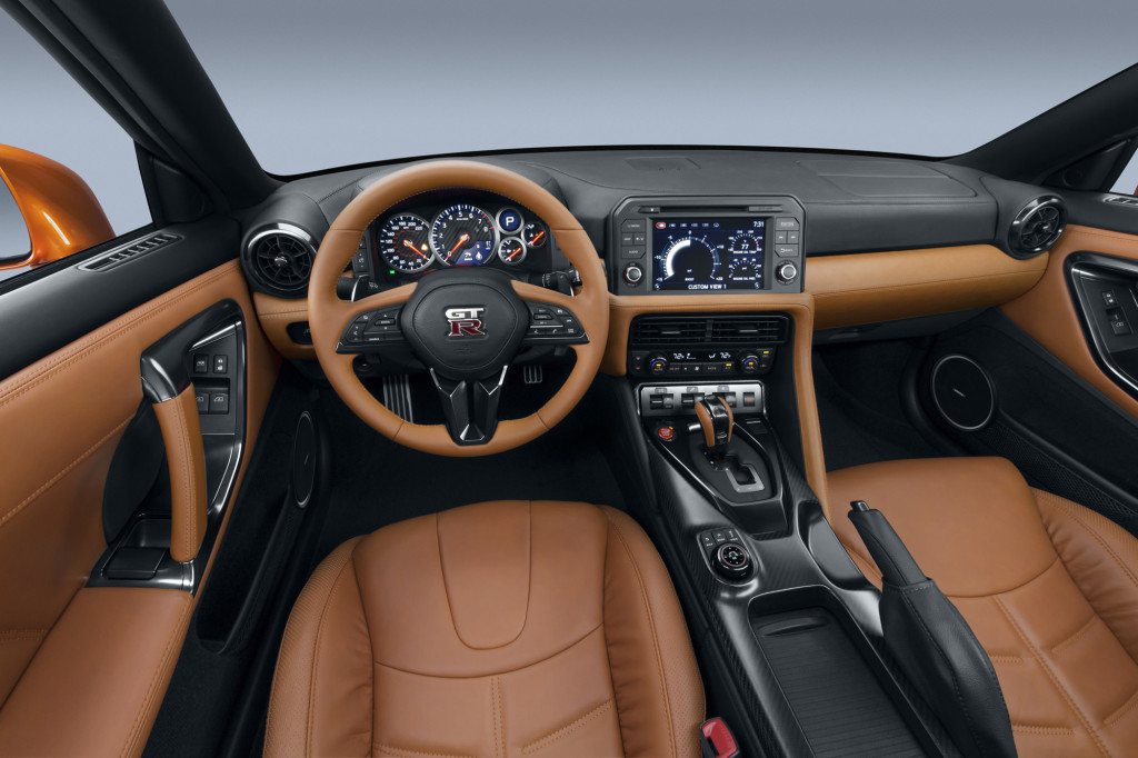 New Nissan GT-R (2)