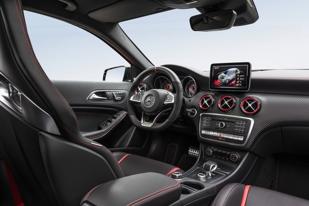 Mercedes A45 AMG (5)