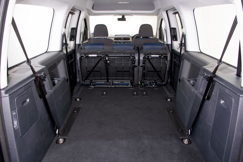 new-caddy-interior_005_1800x1800-425121