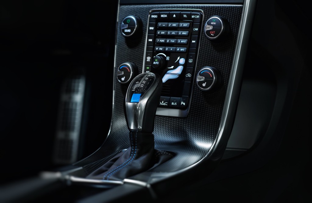 sv60polestar_interior3_1800x1800-420000